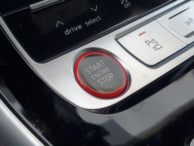 2026 Audi RS Q8 performance quattro tiptronic