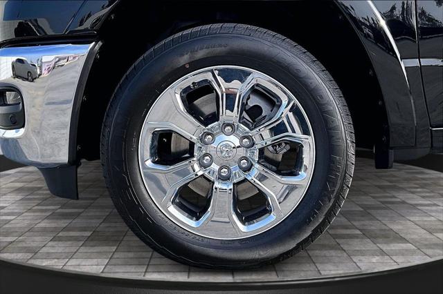 2026 Ram 1500 Lone Star Crew Cab 4x4 57 Box