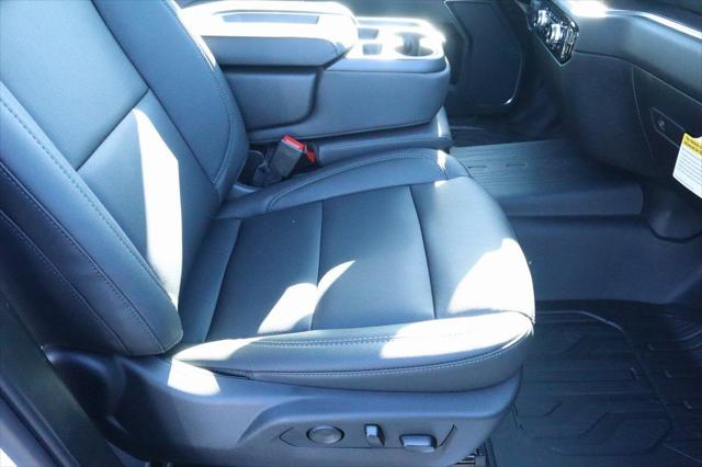 2026 GMC Sierra 2500HD Crew Cab, Standard Bed, SLT, 4WD