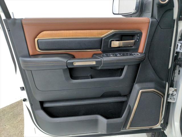 2020 Ram 3500 Laramie Longhorn Crew Cab 4x4 8' Box