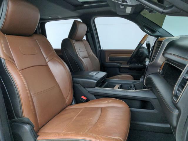 2020 Ram 3500 Laramie Longhorn Crew Cab 4x4 8' Box