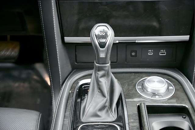 2024 INFINITI QX80 LUXE AWD