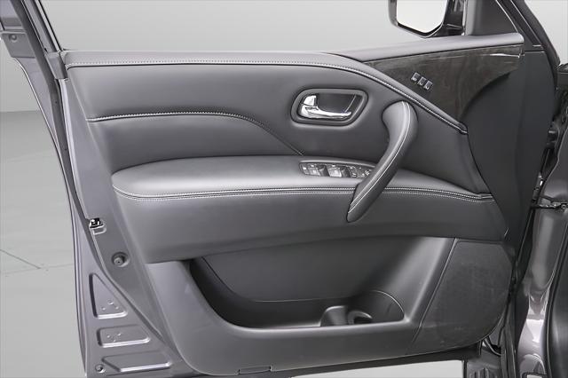 2024 INFINITI QX80 LUXE AWD