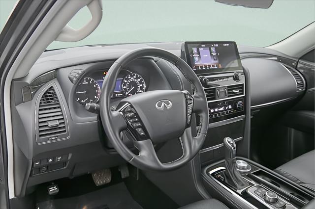 2024 INFINITI QX80 LUXE AWD