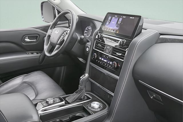 2024 INFINITI QX80 LUXE AWD