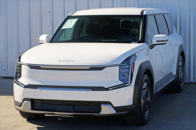 2024 Kia EV9 Light Long Range