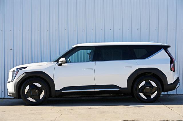 2024 Kia EV9 Light Long Range