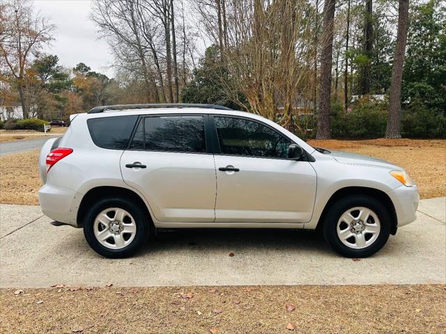 2009 Toyota RAV4 Base 4dr SUV w/ Third Row Package