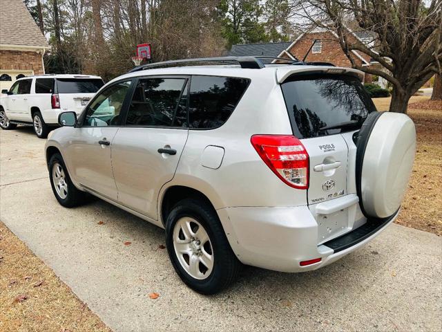 2009 Toyota RAV4 Base 4dr SUV w/ Third Row Package