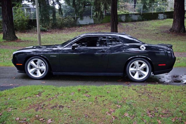 2016 Dodge Challenger R/T Plus