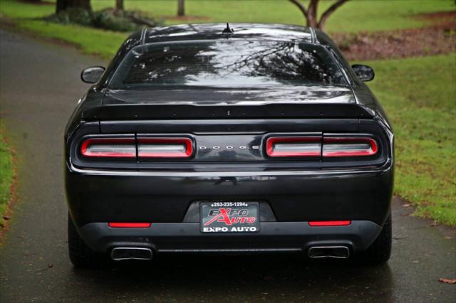2016 Dodge Challenger R/T Plus