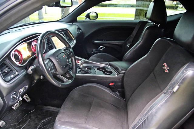 2016 Dodge Challenger R/T Plus