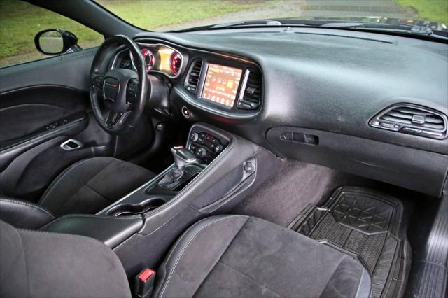 2016 Dodge Challenger R/T Plus