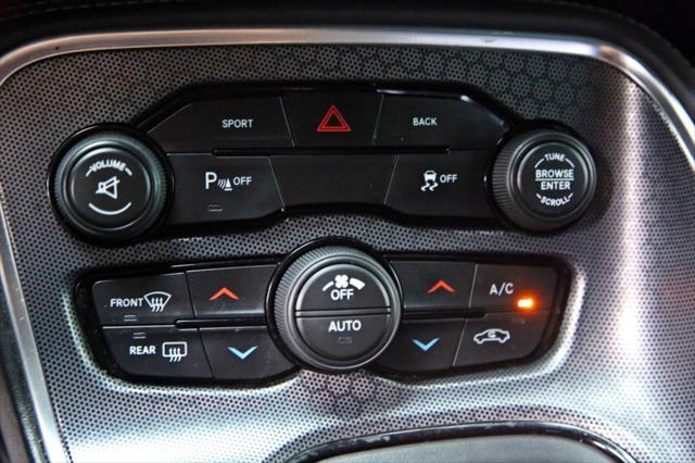 2016 Dodge Challenger R/T Plus