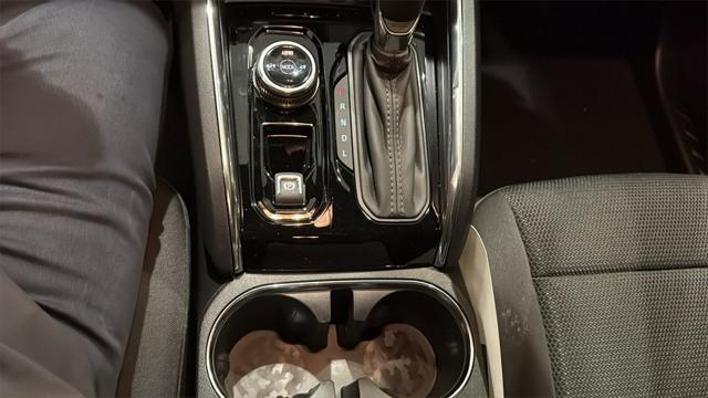 2026 GMC Canyon Elevation, 4WD