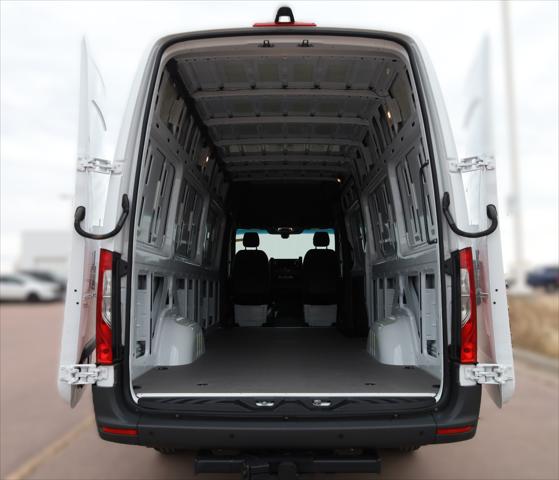 2026 Mercedes-Benz Sprinter 2500 Cargo 170 WB