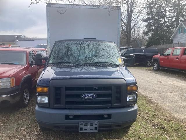 2017 Ford E-350 Cutaway E350 SD DRW CUTAWAY VAN