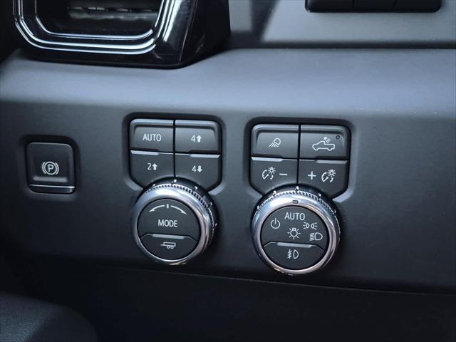 2026 GMC Sierra 2500HD Crew Cab, Standard Bed, AT4, 4WD