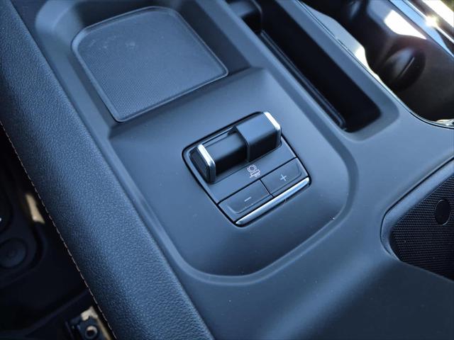 2026 GMC Sierra 2500HD Crew Cab, Standard Bed, AT4, 4WD