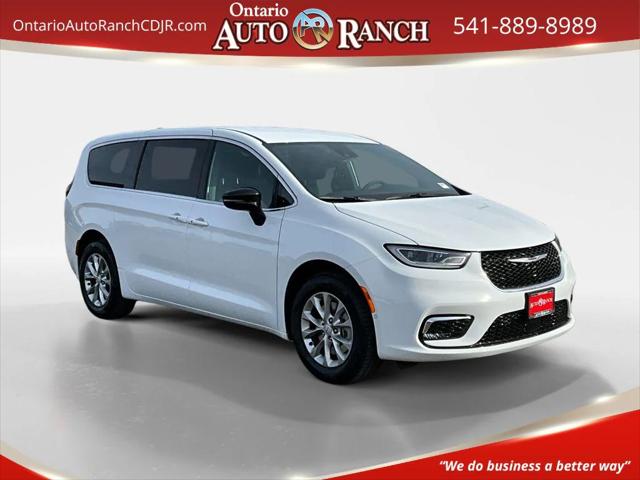 2026 Chrysler Pacifica PACIFICA SELECT AWD