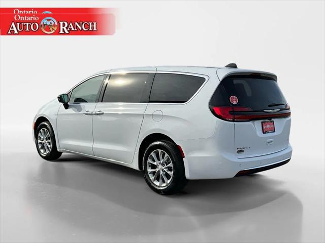 2026 Chrysler Pacifica PACIFICA SELECT AWD