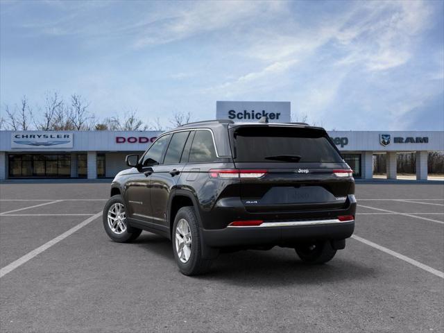 2026 Jeep Grand Cherokee Laredo 4x4