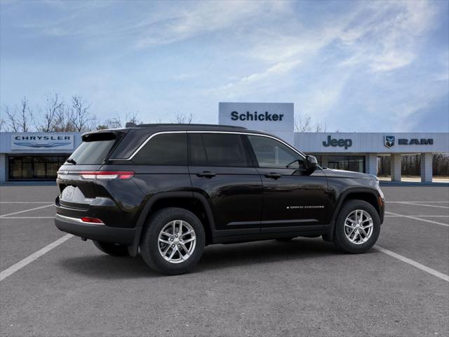2026 Jeep Grand Cherokee Laredo 4x4