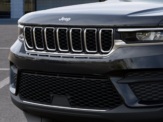 2026 Jeep Grand Cherokee Laredo 4x4
