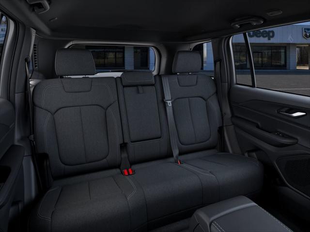 2026 Jeep Grand Cherokee Laredo 4x4