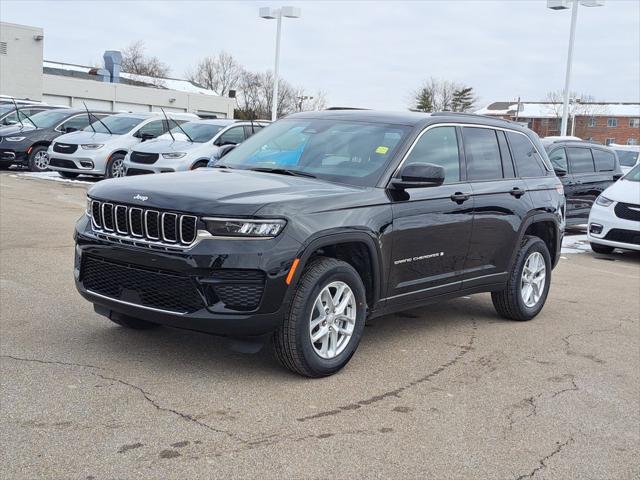 2026 Jeep Grand Cherokee GRAND CHEROKEE LAREDO X 4X4