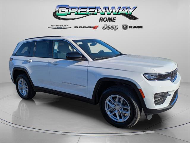 2026 Jeep Grand Cherokee GRAND CHEROKEE LAREDO X 4X4