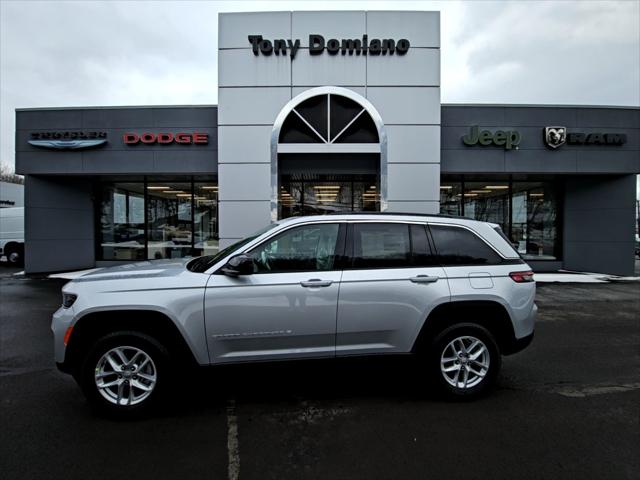 2026 Jeep Grand Cherokee GRAND CHEROKEE LAREDO X 4X4