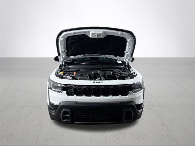 2026 Jeep Cherokee Laredo 4x4