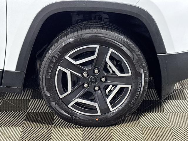 2026 Jeep Cherokee Laredo 4x4
