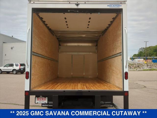 2025 GMC Savana Cutaway Work Van