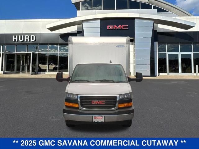 2025 GMC Savana Cutaway Work Van