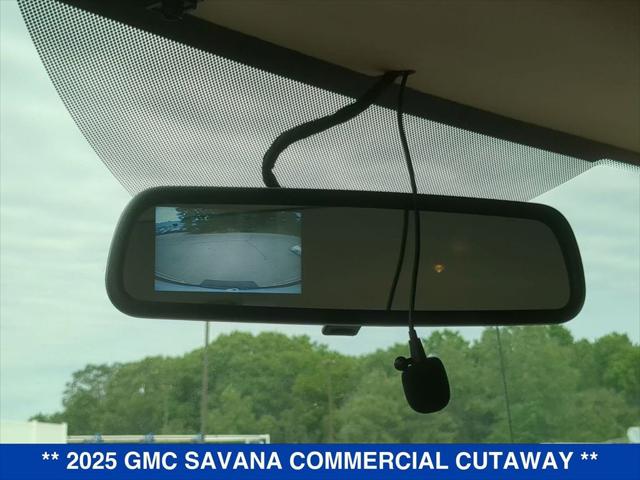 2025 GMC Savana Cutaway Work Van