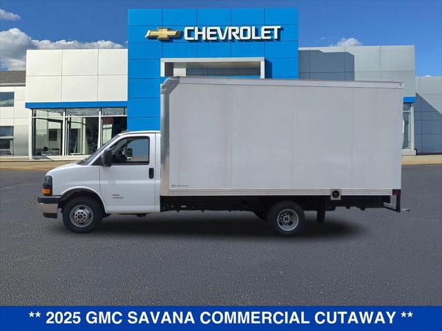 2025 GMC Savana Cutaway 4500 Van