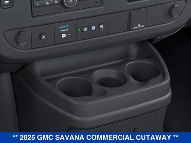 2025 GMC Savana Cutaway 4500 Van