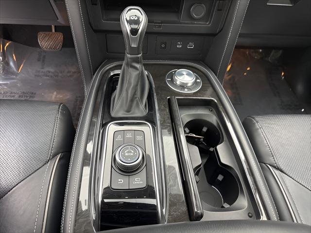2024 INFINITI QX80 LUXE AWD