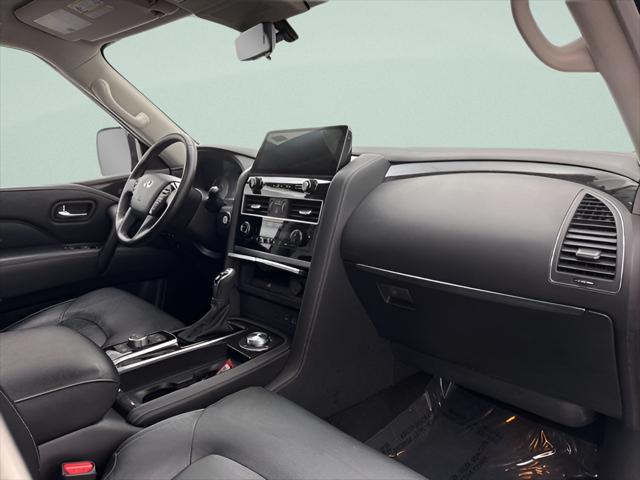 2024 INFINITI QX80 LUXE AWD