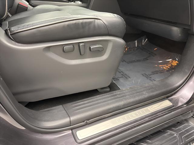 2024 INFINITI QX80 LUXE AWD