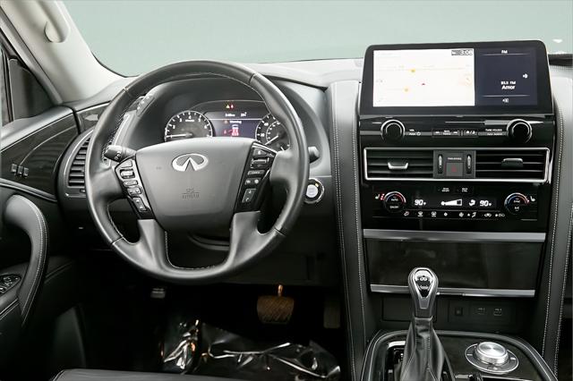2024 INFINITI QX80 LUXE AWD