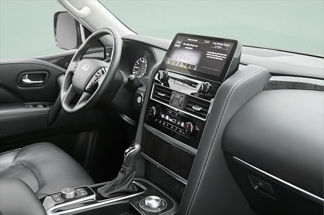 2024 INFINITI QX80 LUXE AWD