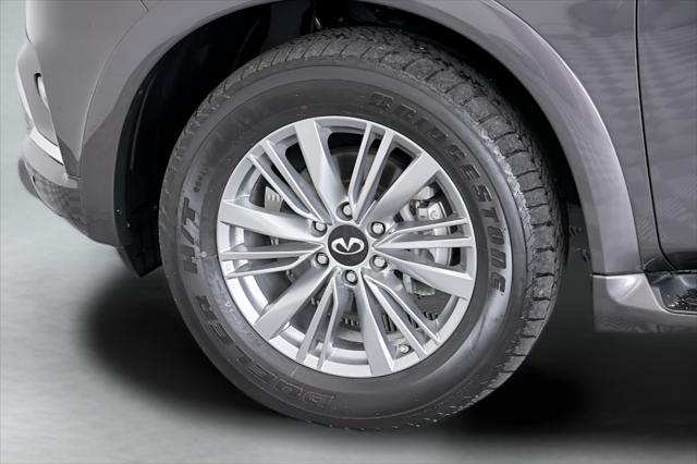 2024 INFINITI QX80 LUXE AWD