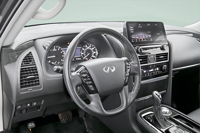 2024 INFINITI QX80 LUXE AWD