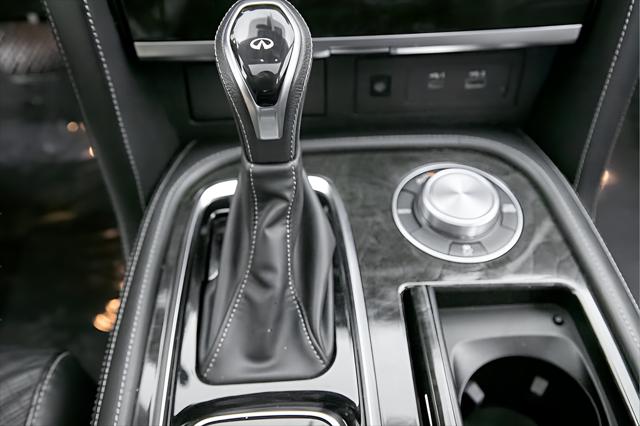 2024 INFINITI QX80 LUXE AWD