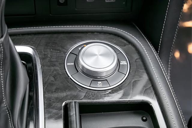2024 INFINITI QX80 LUXE AWD