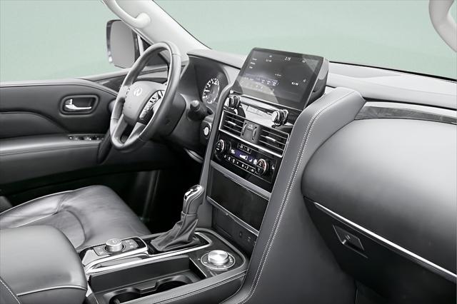 2024 INFINITI QX80 LUXE AWD