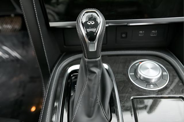 2024 INFINITI QX80 LUXE AWD